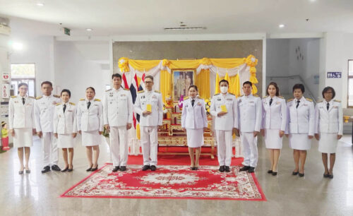 ร่วมพิธีมอบปฏิทินหลวงพุทธศักราช 2568 พระราชทานสำหรับความสุขปีใหม่