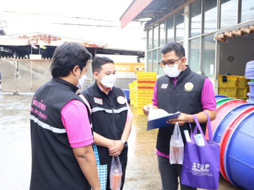 ร่วมออกตรวจบูรณาการตามแผนปฏิบัติการป้องกันการบังคับใช้แรงงาน ในสถานประกอบการเขตพื้นที่จังหวัดสมุทรสงคราม