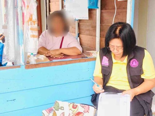 ลงพื้นที่เยี่ยมบ้าน ครอบครัวและเด็ก ที่ประสบปัญหาความเดือดร้อน เนื่องจากครอบครัวยากจน