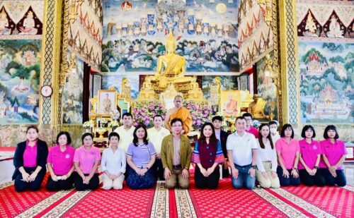 ร่วมถวายโล่ประกาศเกียรติคุณรางวัลองค์กรเครือข่ายดีเด่นด้านการส่งเสริมและสนับสนุนการขับเคลื่อนงานเครือข่ายด้านผู้สูงอายุ แด่พระสมุทรวชิรโสภณ วิ. (ที่ปรึกษาเจ้าคณะภาค 15 เจ้าอาวาสวัดจุฬามณี)