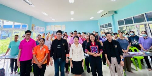 โครงการพัฒนาศักยภาพศูนย์พัฒนาคุณภาพชีวิตและส่งเสริมอาชีพผู้สูงอายุ และส่งเสริมการเรียนรู้ผู้สูงอายุในชุมชน
