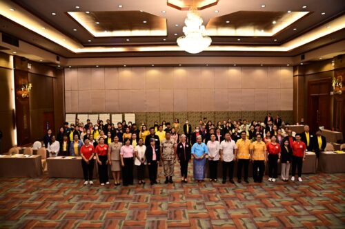 ร่วมประชุมเชิงปฏิบัติการเพื่อพัฒนาศักยภาพกลไกด้านครอบครัวแบบบูรณาการ รุ่นที่ 3 ภาคกลาง