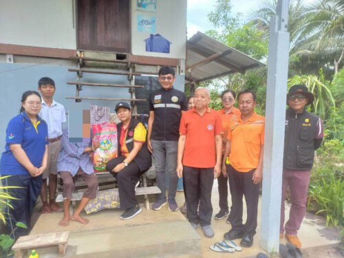 ลงพื้นที่เยี่ยมบ้านผู้ประสบปัญหาทางสังคมในตำบลบางกระบือ